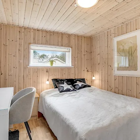 Pet Friendly In With Sauna Holiday home