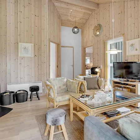 Pet Friendly In With Sauna Holiday home *