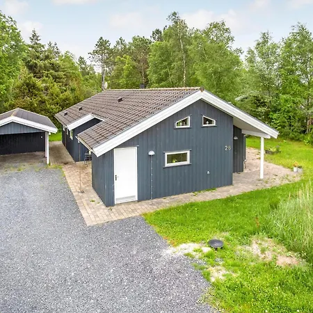 Pet Friendly In With Sauna Holiday home *