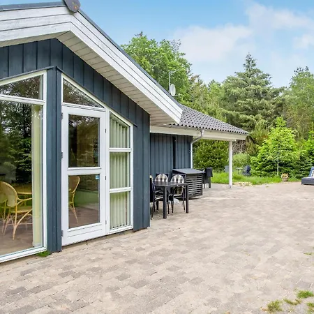 Holiday home Pet Friendly In With Sauna *